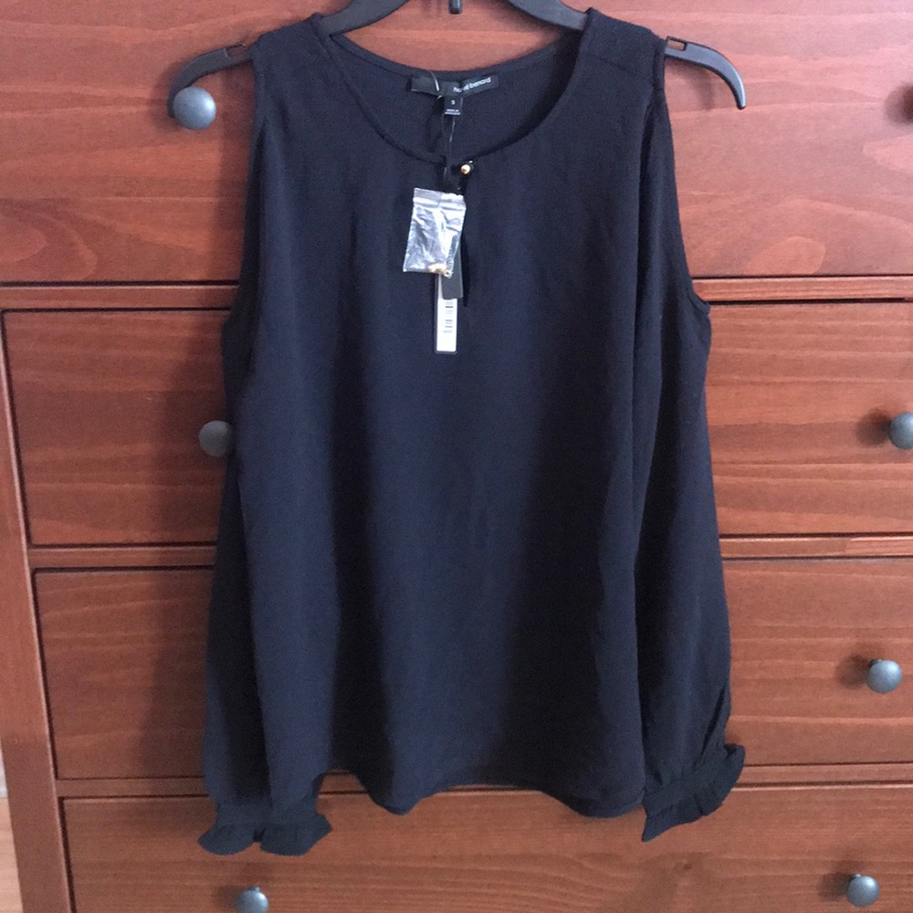 Harve Benard Long Sleeve Top NWT 70% off